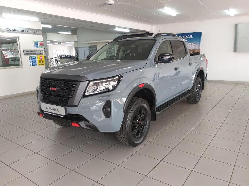 Nissan 2.5D Pro-4X 4X4 D Cab At for Sale in South Africa
